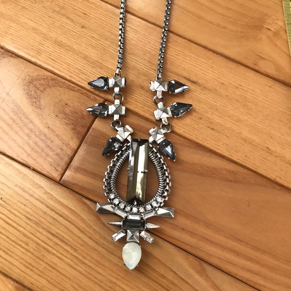 Lia Sophia Statement Necklace - Picture 1 of 4